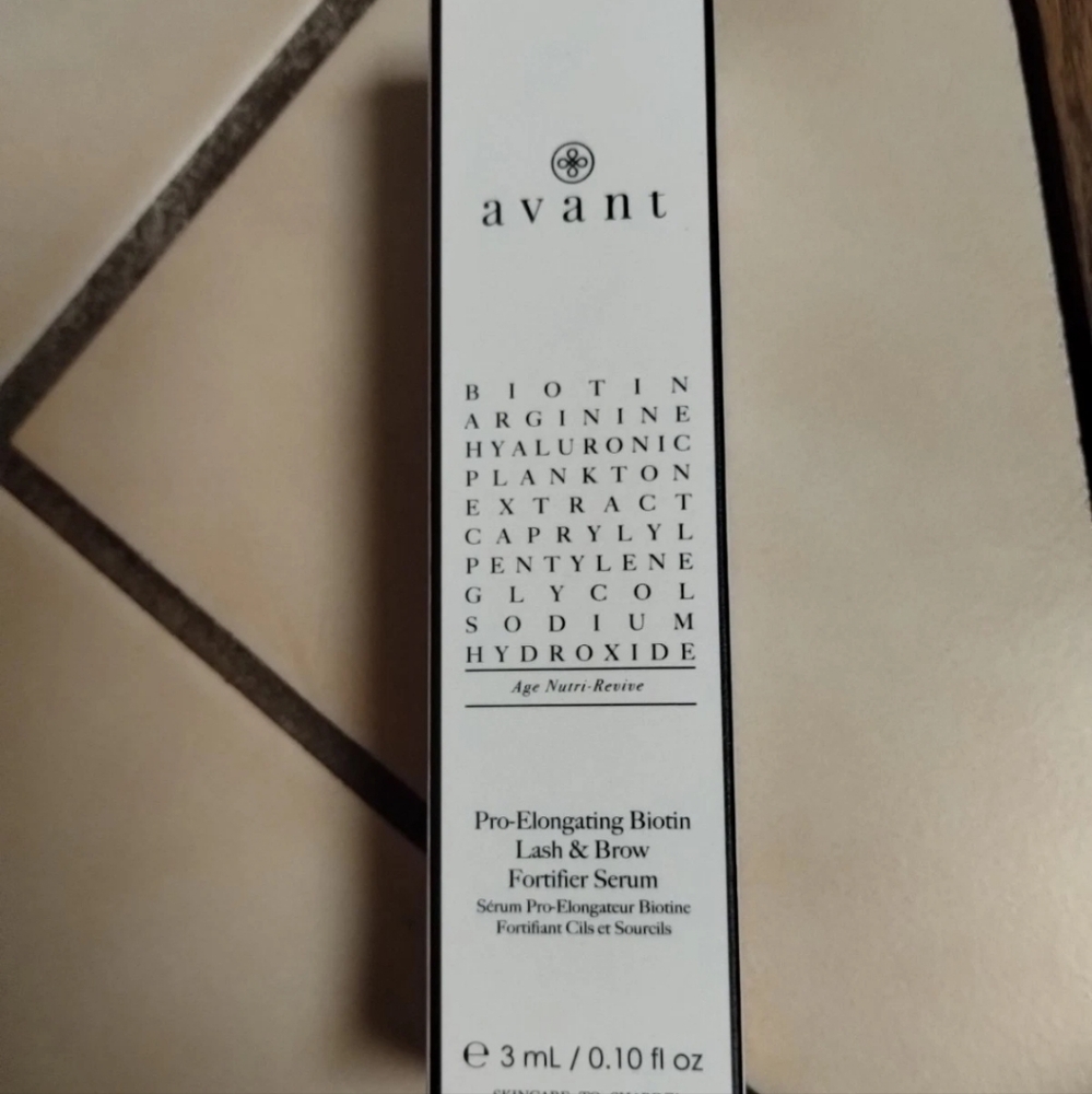 Avanti Pro-Elongating Biotin Lash & Brow Serum - White